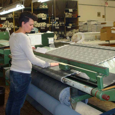 inspecting fabric for flaws