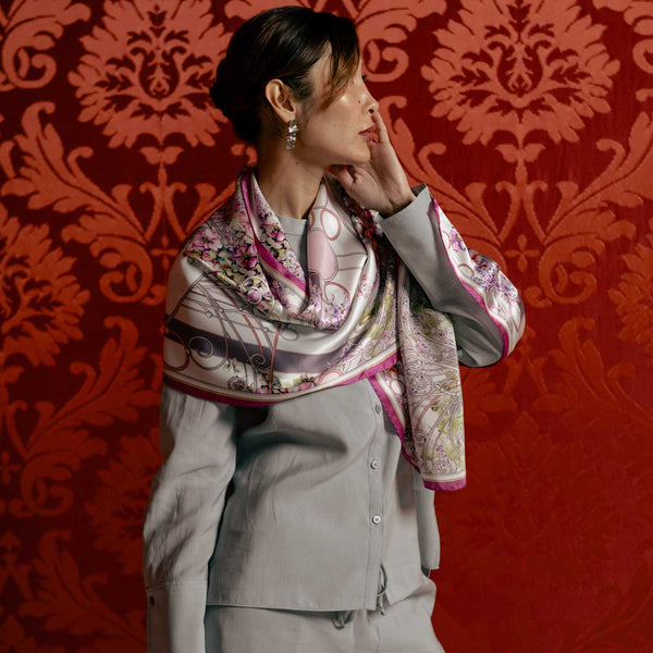 さらに100円引き◆JILLSTUART◆rosella pattern long silk scarf Womens Long Silk Scarf - Coral Floral Print
