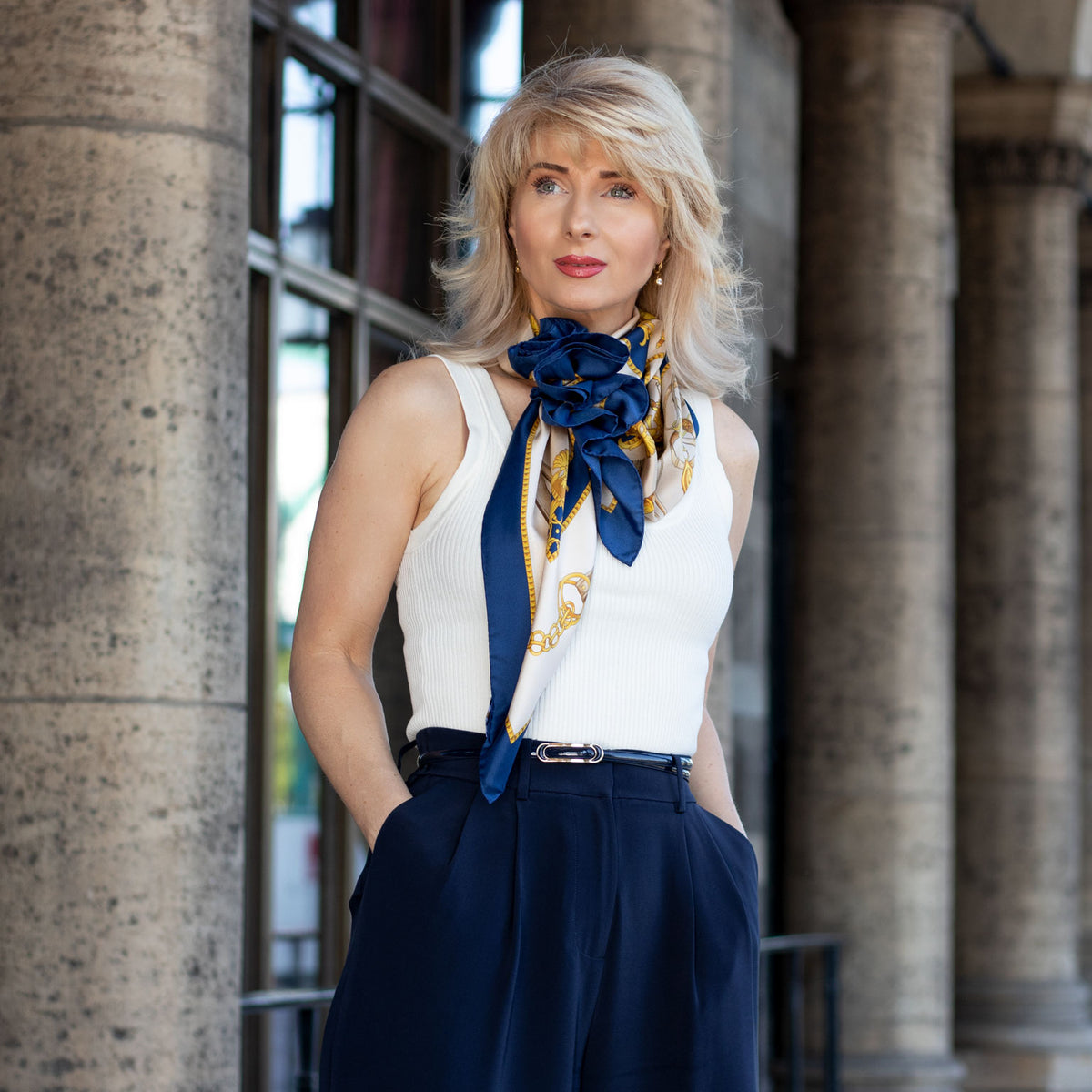 How to Tie a Neckerchief and Ways to Wear it for Men - Elizabetta
