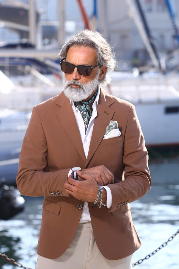 Why The Ascot Tie Is Making A Comeback In Men S Fashion Elizabetta   Mens Silk Day Cravat 