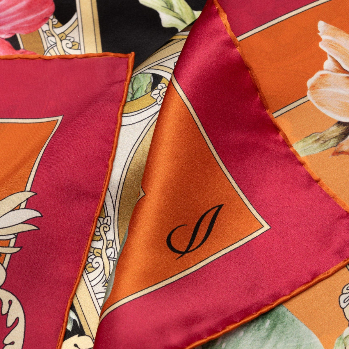 Women&#39;s Floral Silk Square Scarf