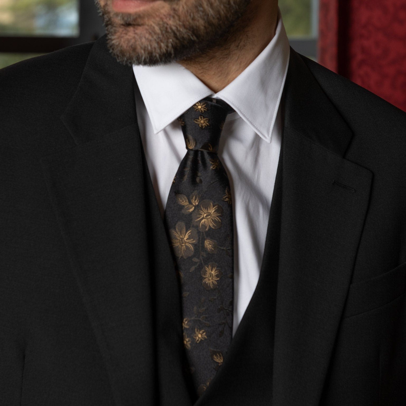 Best Handmade Italian Silk Tie - Black Floral