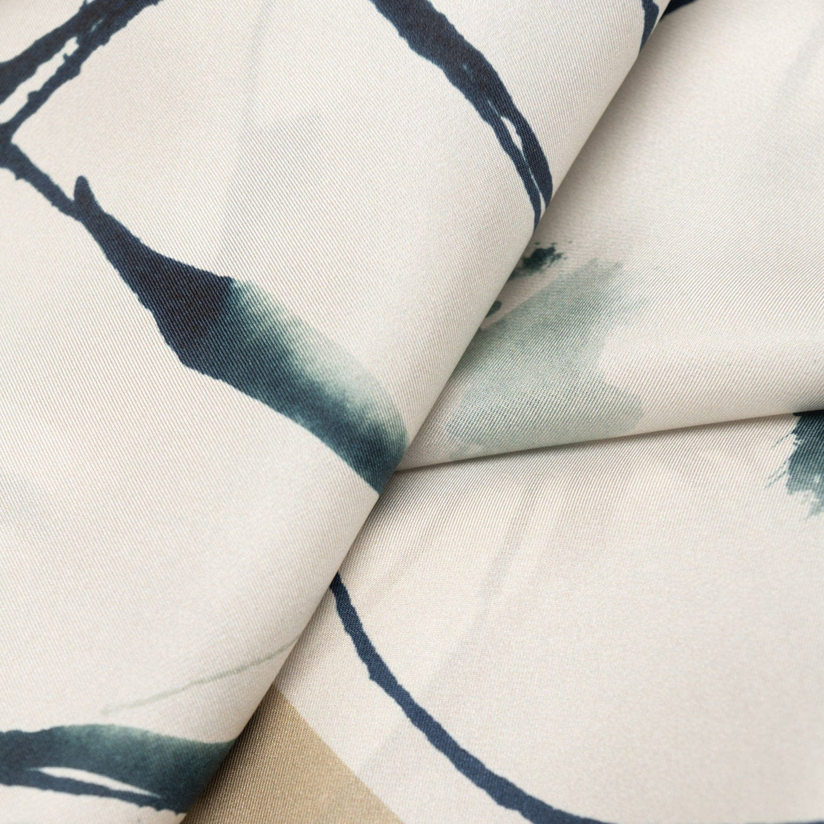 Women&#39;s Beige Long Silk Scarf