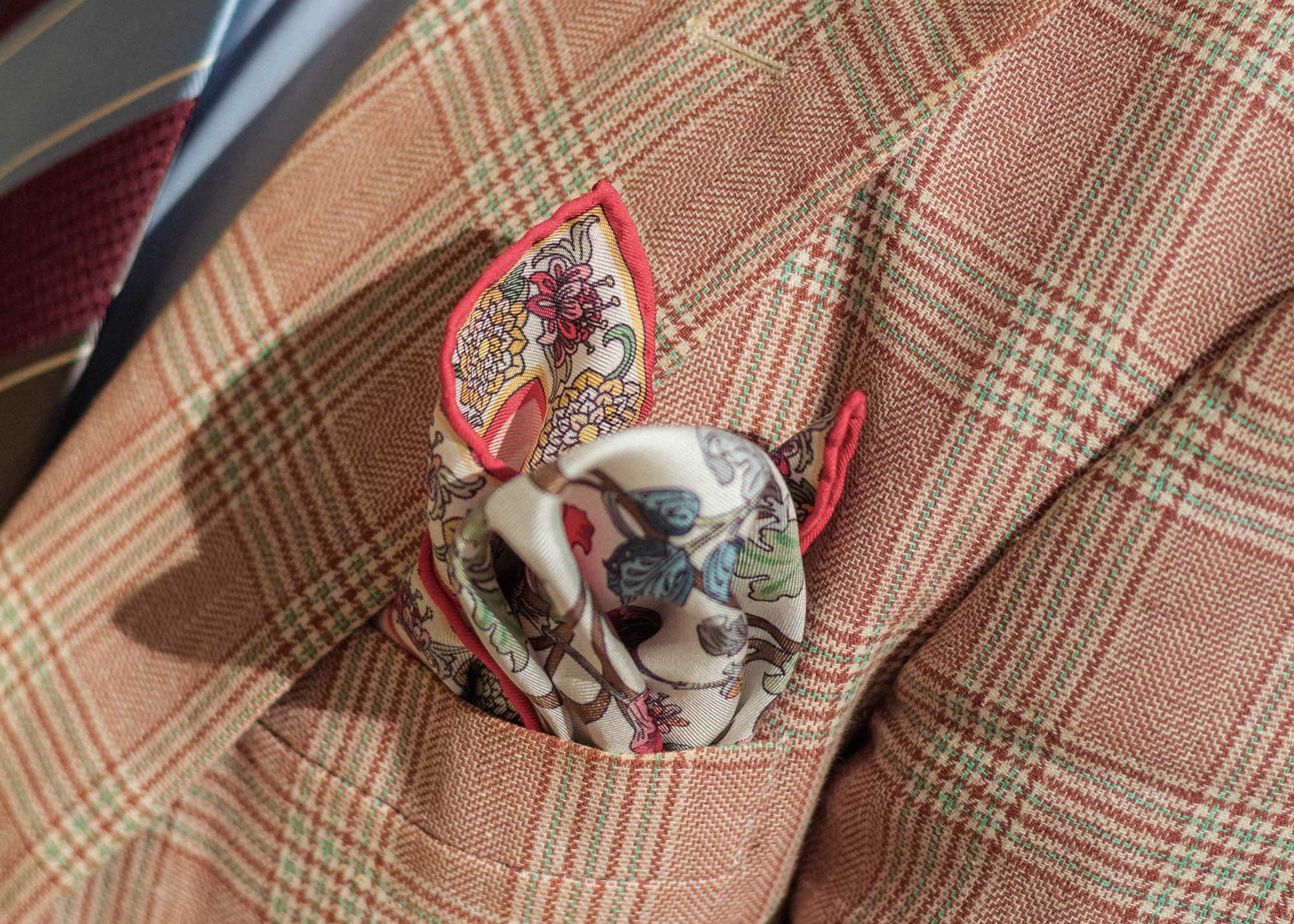 Best hand rolled large silk pocket squares