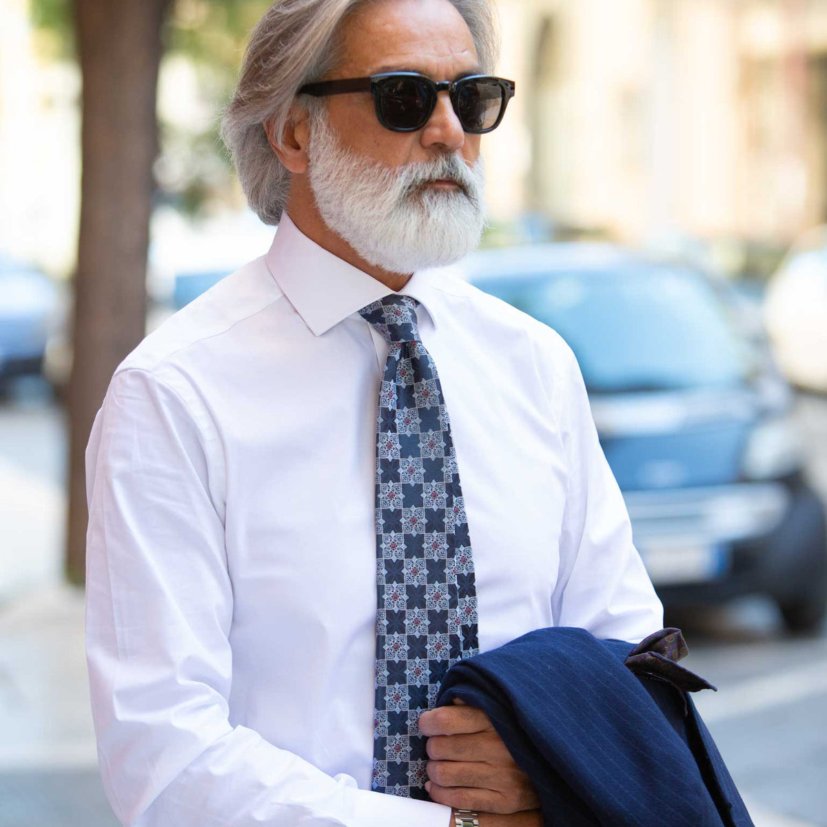 Men's luxury designer woven silk tie made in Italy