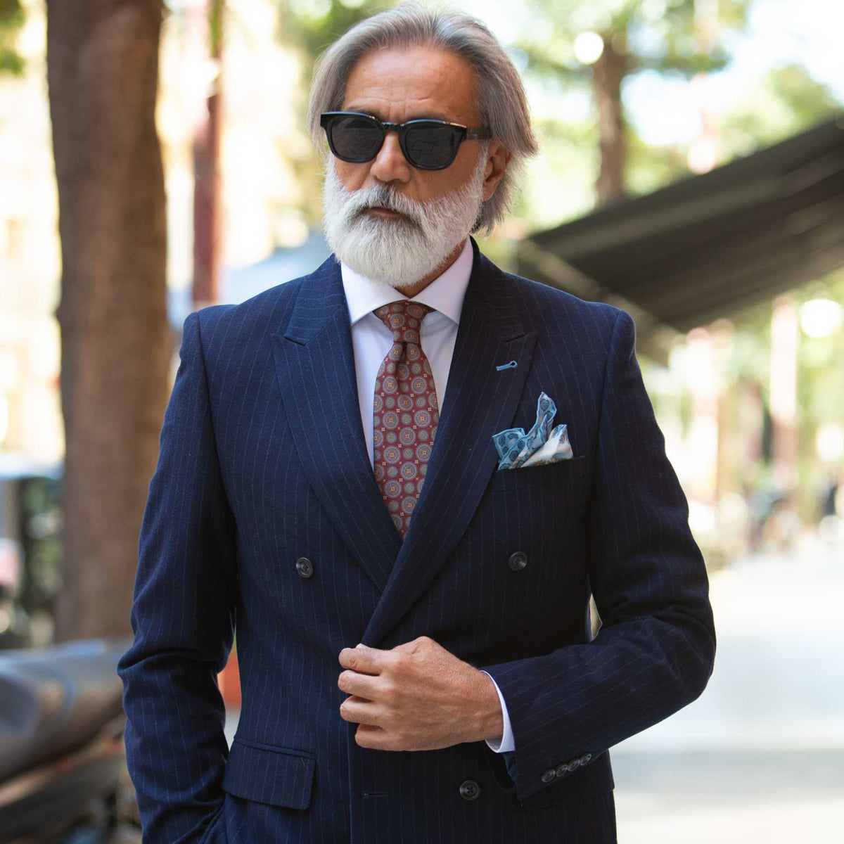 
Men's luxury designer woven silk tie made in Italy