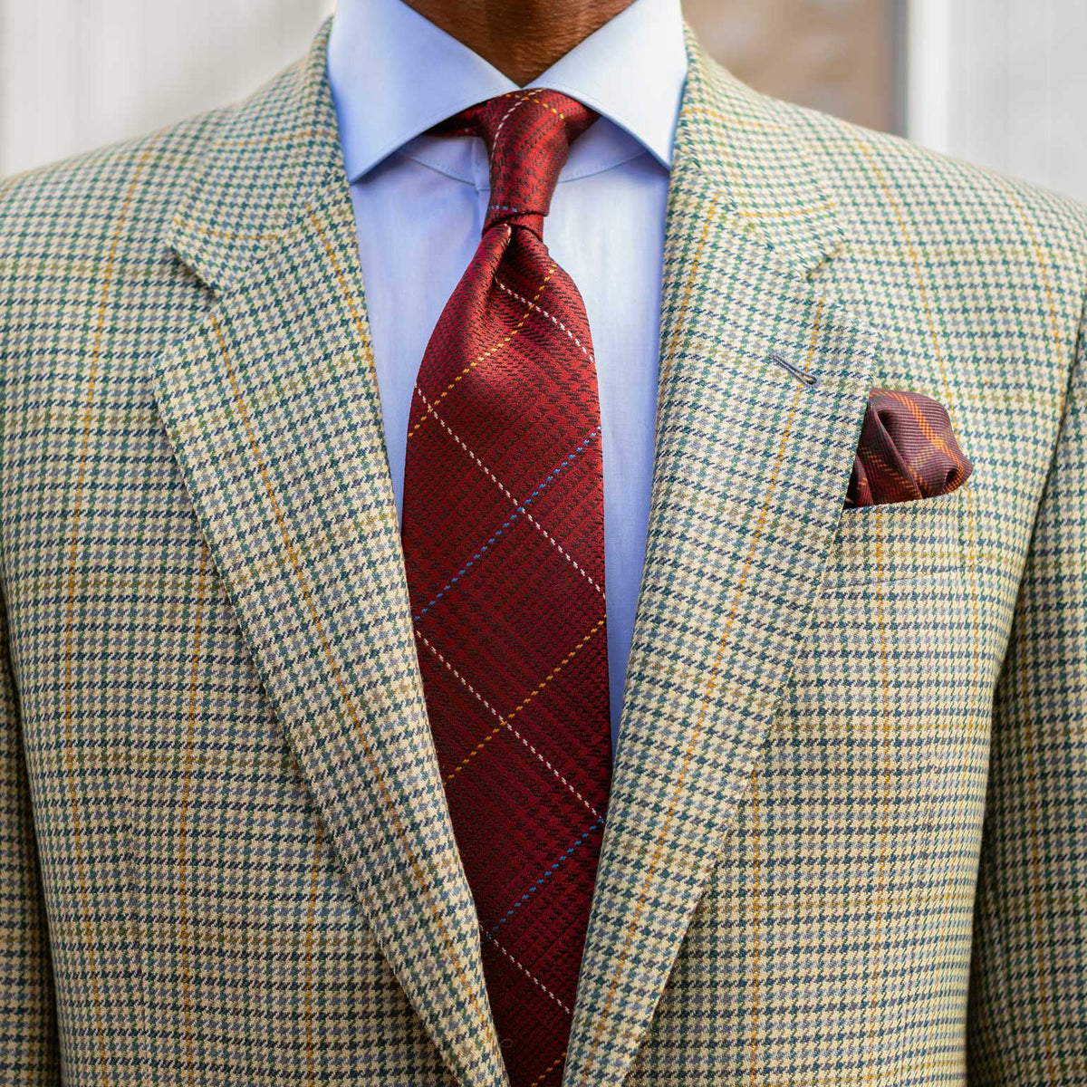 Men's luxury designer woven silk tie made in Italy