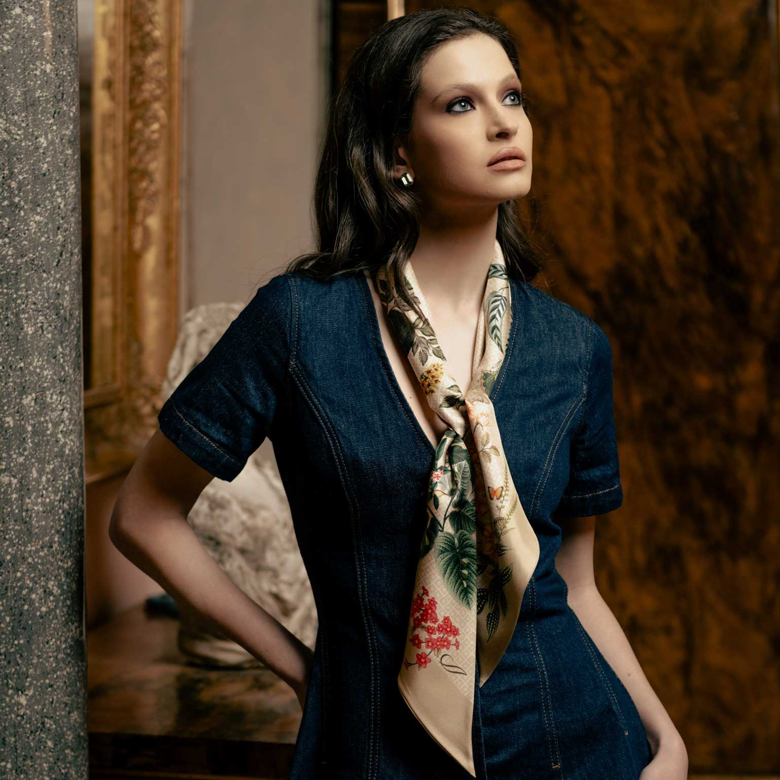 Women's luxury large Italian silk twilly scarf