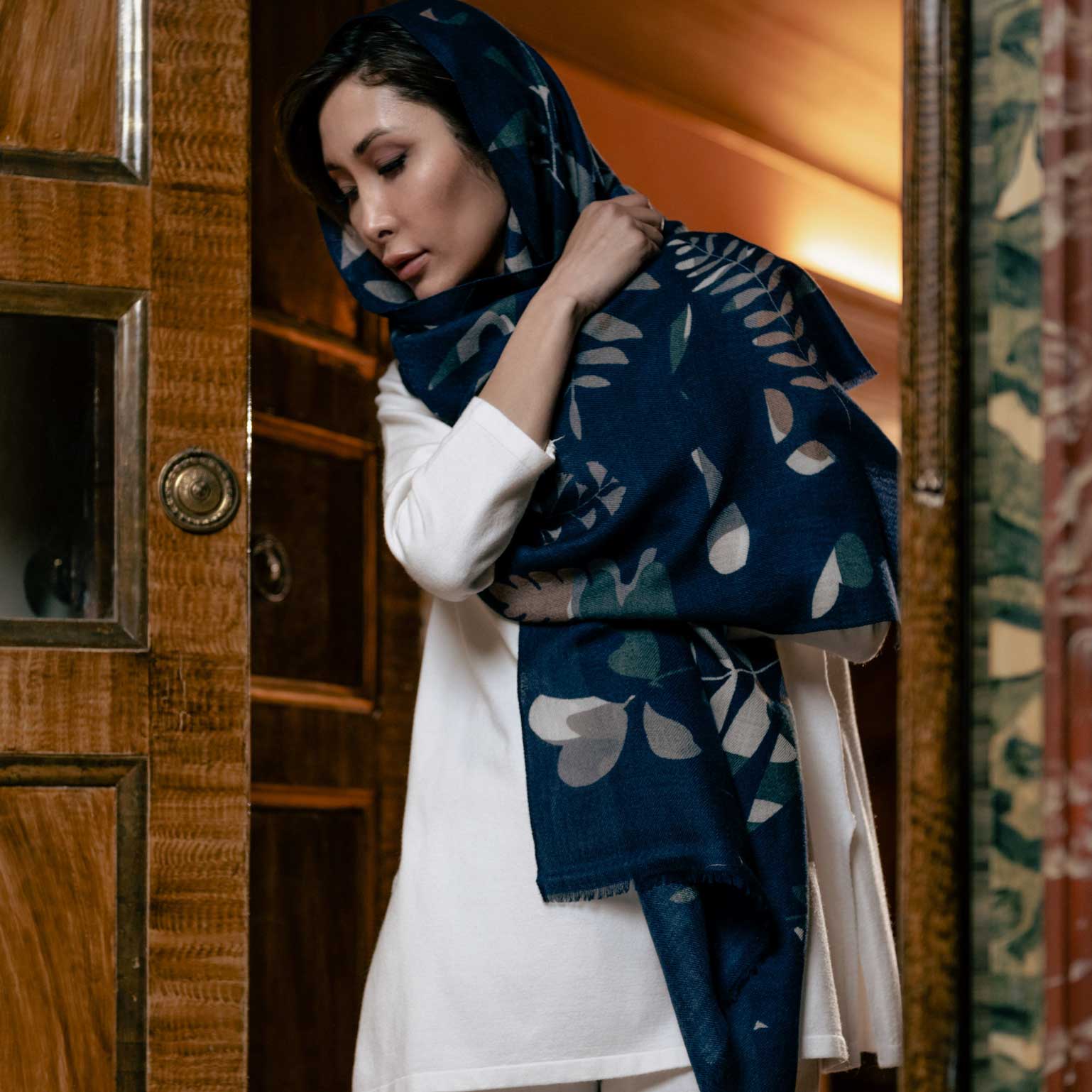 Navy Lightweight Italian Wool Scarf