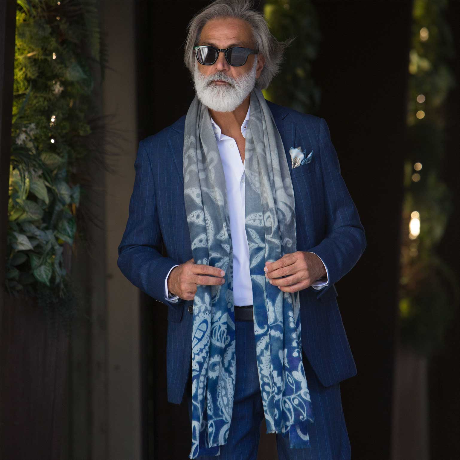 Men's lightweight Italian soft wool scarf