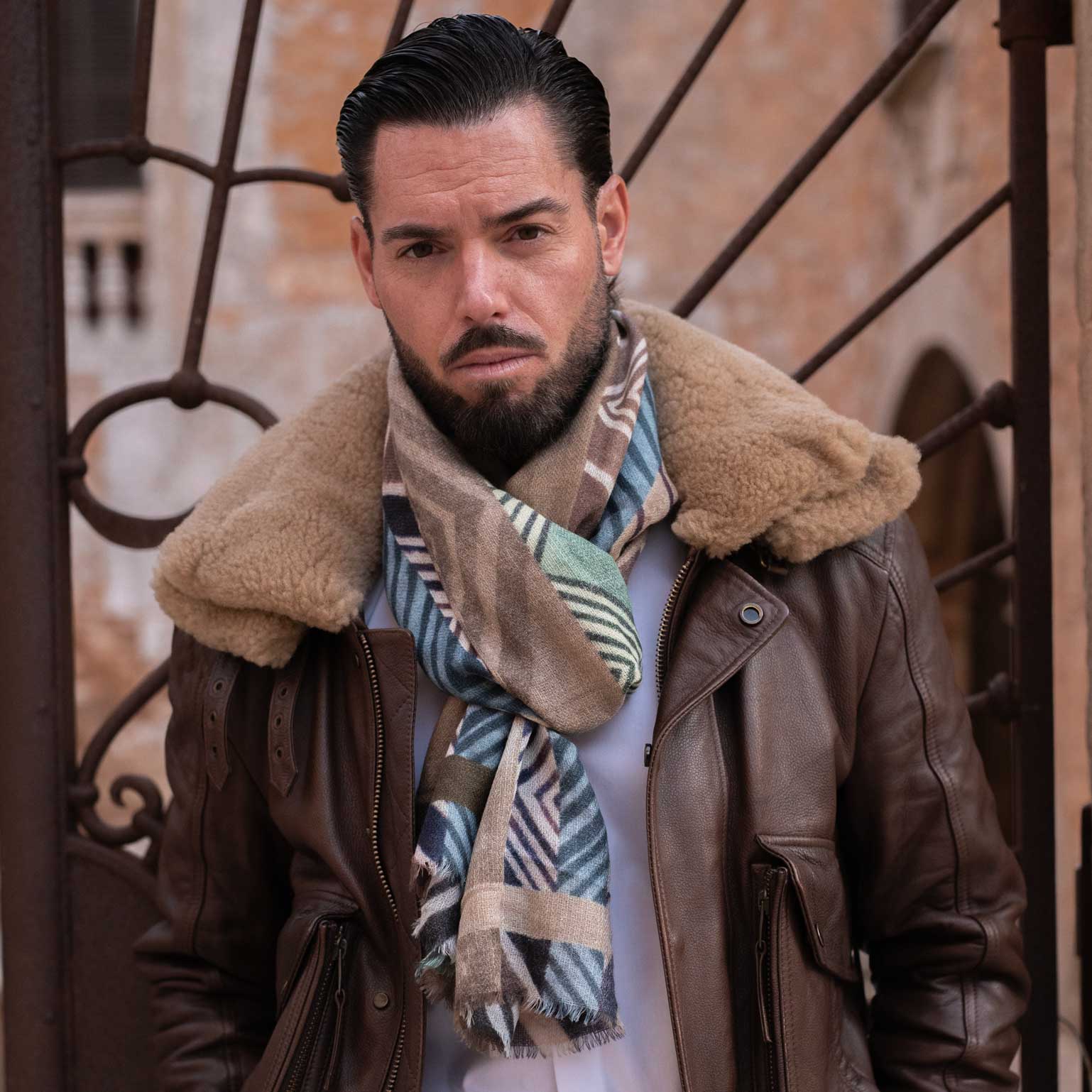 Soft patterned Italian wool scarf