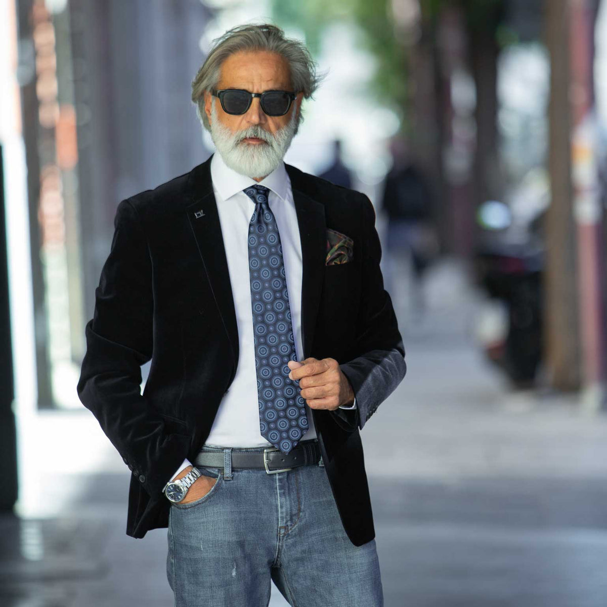 Men's luxury designer woven silk tie made in Italy