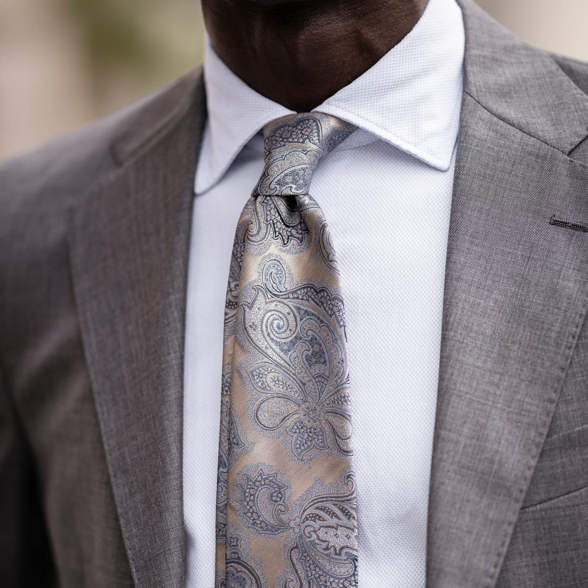 handmade Italian silk necktie woven jacquard paisley