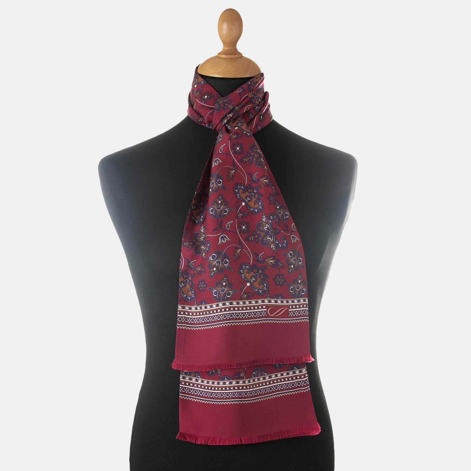 https://elizabetta.net/cdn/shop/products/luxury-burgundy-silk-dress-scarf-made-in-italy_fdac05ee-9f2e-477d-a49e-2abd640b86fe_2048x.jpg?v=1704698348