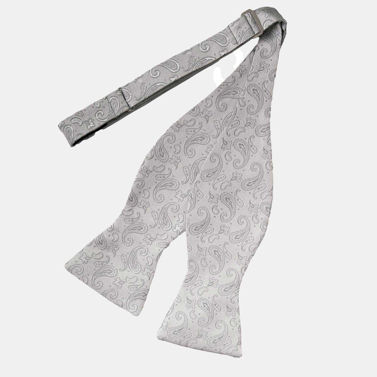 Men&#39;s Italian Silk Bow Tie - Silver Paisley